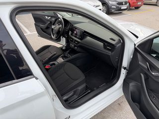 Skoda Kamiq 2020 1.0 TGI G-TEC AMBITION GR!-thumb-36