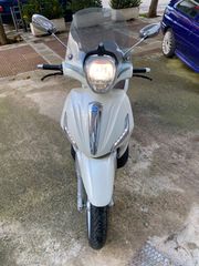 Piaggio Beverly 300 2011-thumb-1