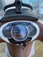 Piaggio Beverly 300 2011-thumb-8