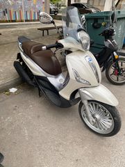 Piaggio Beverly 300 2011-thumb-13