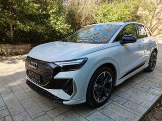 Audi Q4 e-tron 2022 2X S-LINE-thumb-11