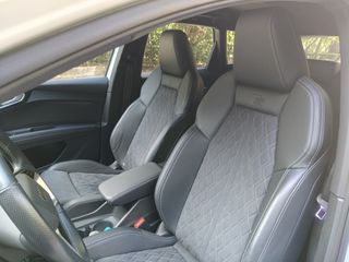 Audi Q4 e-tron 2022 2X S-LINE-thumb-17