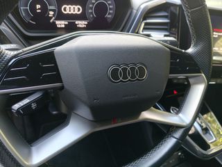 Audi Q4 e-tron 2022 2X S-LINE-thumb-22