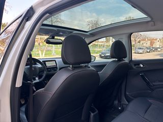 Peugeot 208 2017 1.2 GT LINE PANORAMA/NAVI/CLIMA TURBO-thumb-32