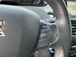 Peugeot 208 2017 1.2 GT LINE PANORAMA/NAVI/CLIMA TURBO-thumb-39