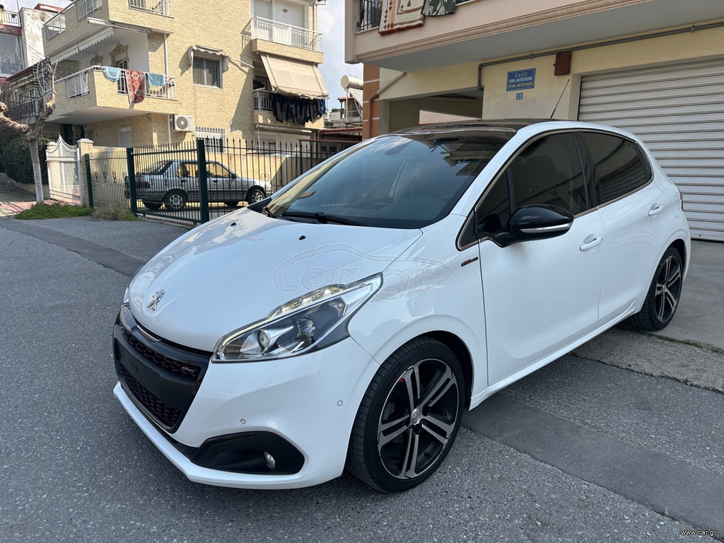 Peugeot 208 2017 1.2 GT LINE PANORAMA/NAVI/CLIMA TURBO