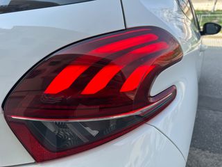 Peugeot 208 2017 1.2 GT LINE PANORAMA/NAVI/CLIMA TURBO-thumb-18
