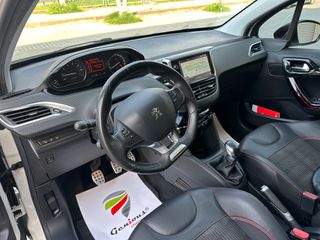 Peugeot 208 2017 1.2 GT LINE PANORAMA/NAVI/CLIMA TURBO-thumb-24