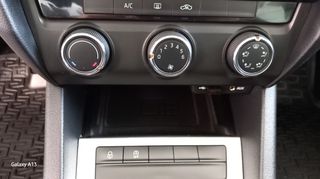 Skoda Octavia 2015 S/W-thumb-11
