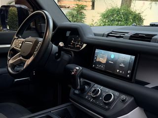Οθόνη Land Rover Defender 2021-thumb-2