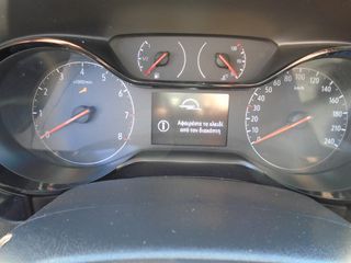 Opel Corsa 2021 1.5 DIESEL EDITION-thumb-16