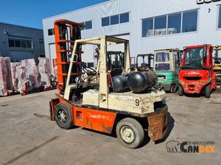 Nissan 1992 PGH02A30U