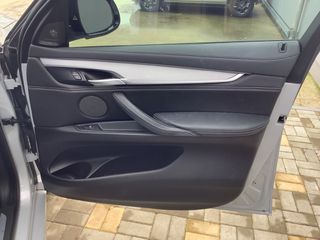 Bmw X6 M50 2017-thumb-18
