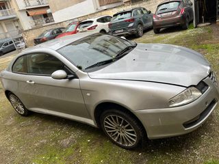 Alfa Romeo GT 2004 ALFA ROMEO GT SPORT COUPE-thumb-3
