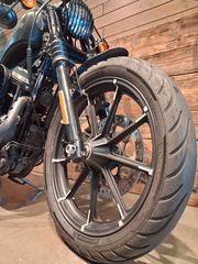 Harley Davidson Iron 883 2016-thumb-2