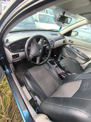 Nissan almera n16-thumb-2