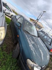 Nissan almera n16-thumb-11