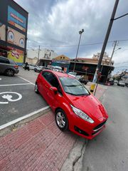 Ford Fiesta 2015-thumb-3