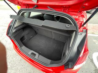 Ford Fiesta 2015-thumb-5