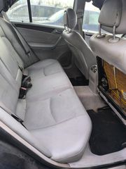 Mercedes c200-thumb-4