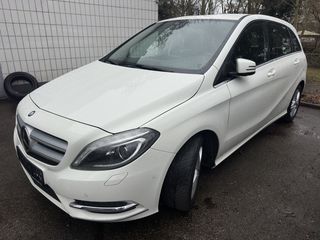 Mercedes-Benz B 180 2013 CDI-thumb-14