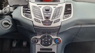 Ford Fiesta 2009-thumb-13