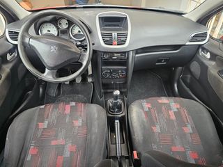 Peugeot 207 2007 1.4 16V-thumb-10
