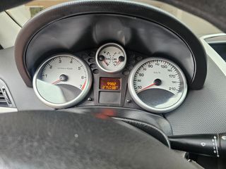 Peugeot 207 2007 1.4 16V-thumb-12