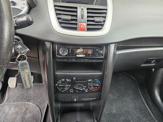Peugeot 207 2007 1.4 16V-thumb-13