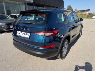 Skoda Kodiaq 2022 1.5 DSG 7-SEATS TSI ACT 150PS AMBITION GR!-thumb-5