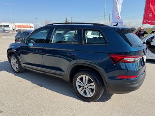 Skoda Kodiaq 2022 1.5 DSG 7-SEATS TSI ACT 150PS AMBITION GR!-thumb-8