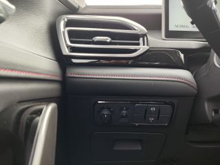 Maxus T60 2026 Luxury 2.0TT Diesel 215HP 4WD-thumb-24