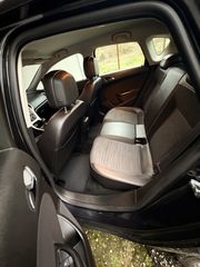 Opel Astra 2014-thumb-10