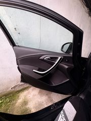 Opel Astra 2014-thumb-13