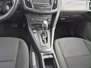 Ford Focus 2016-thumb-9