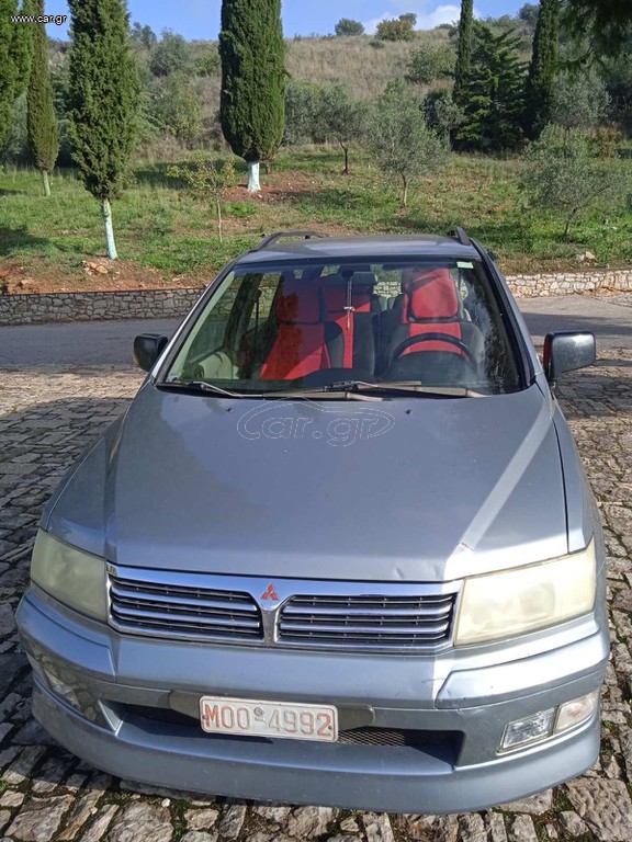 Mitsubishi Space Wagon 2005