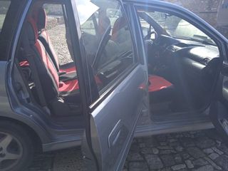 Mitsubishi Space Wagon 2005-thumb-2