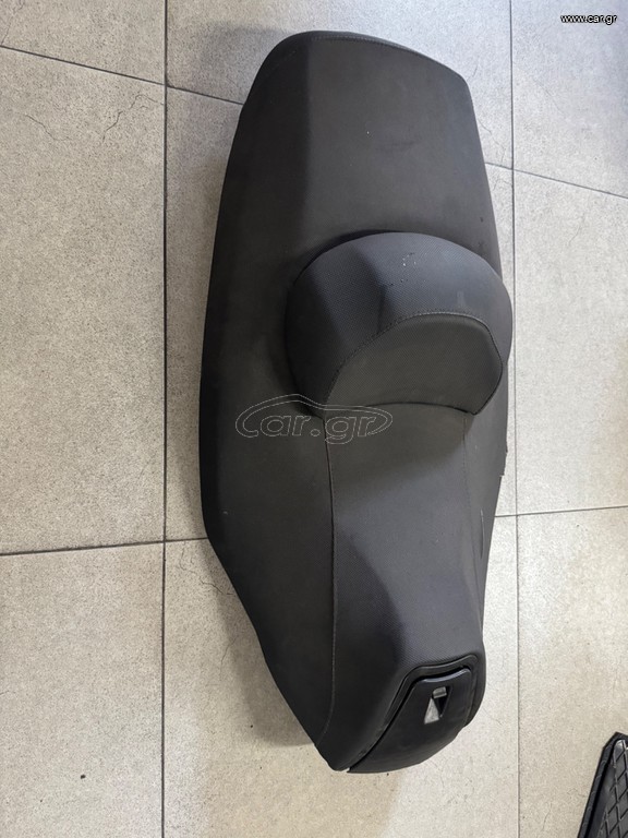 ΣΕΛΛΑ KYMCO XCITING 500
