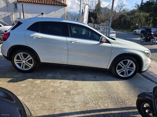 Mercedes-Benz GLA 180 2017 ΠΡΟΣΦΟΡΑ-thumb-6