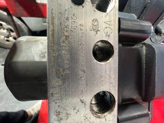 Μονάδα ABS Renault - Κωδικός 476601842R / 476602031R