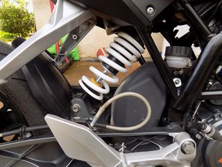 KTM 200 Duke 2016-thumb-2