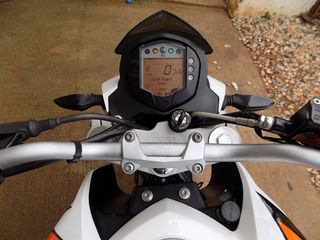 KTM 200 Duke 2016-thumb-11