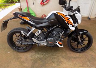 KTM 200 Duke 2016-thumb-15