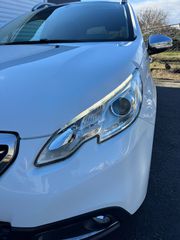 Peugeot 2008 2015 1.2 i VTi Style-thumb-3