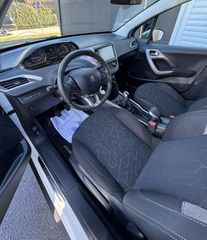 Peugeot 2008 2015 1.2 i VTi Style-thumb-10