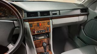 Mercedes-Benz CE 200 1991 COUPE SPORTLINE AUTOMATIC W124 ( ΜΕ ΚΡΑΤΙΚΕΣ ΠΙΝΑΚΙΔΕΣ )-thumb-26