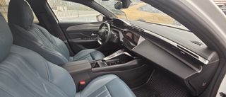 Peugeot 308 2021 1,6 PLUG IN/225HP/GT PANORAMA FULL EXTRA-thumb-1