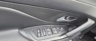 Peugeot 308 2021 1,6 PLUG IN/225HP/GT PANORAMA FULL EXTRA-thumb-6