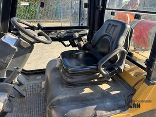 CAT 2013 GP25NT-thumb-5