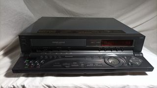Για ανταλλακτικά - Panasonic NV-HD700 EG,  Hi-Fi S-VHS, PAL/NTSC